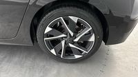 Peugeot 308 1.2 PureTech 130ch S&S Allure Pack EAT8 — photo 20