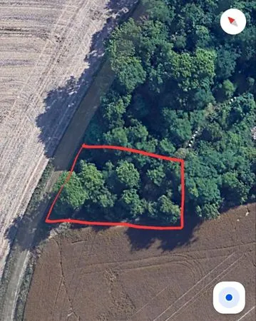 Terrain 440 m²