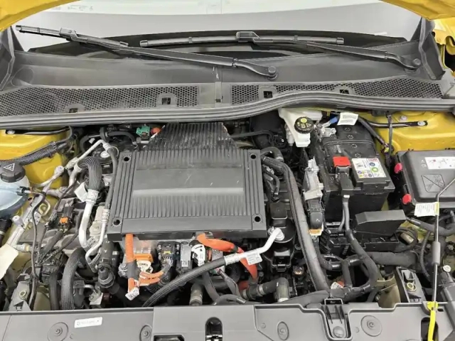 Peugeot 208 electrique 50 kwh 136ch — photo 61
