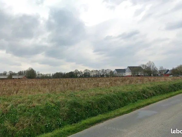 Terrain à bâtir de 300 m² à PLEUMELEUC (35)