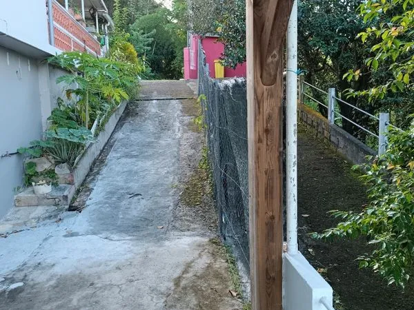 Maison a loué bas de villa