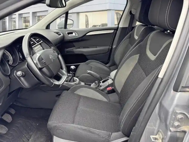 Citroën C4 bluehdi 110 s&amp;s bvm6 live pack business — photo 9