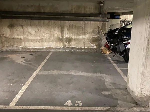 Place de Parking à vendre - Paris 11e - Oberkampf/Republique