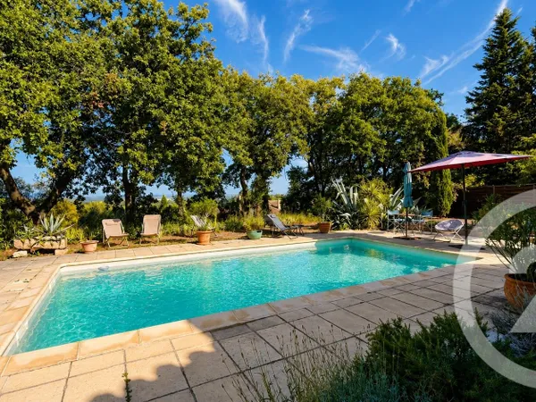 Maison 8 pièces 200 m²