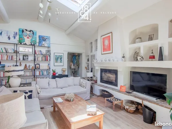 Appartement 3 pièces 111 m²