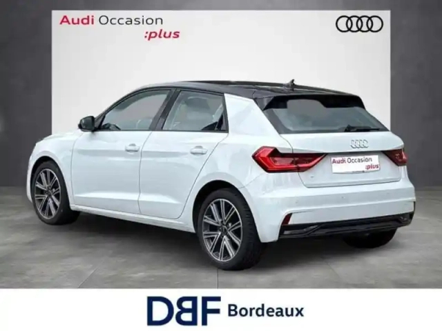 Audi A1 25 tfsi 95 ch s tronic 7 design — photo 3
