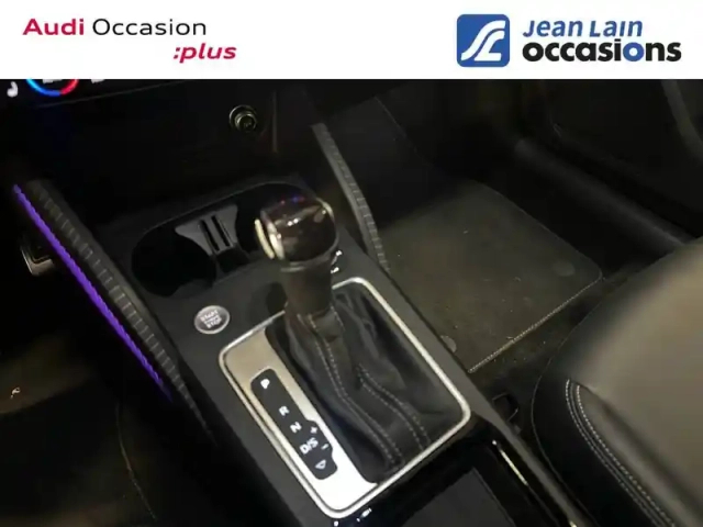 Audi Q2 35 tfsi 150 s tronic 7 — photo 13