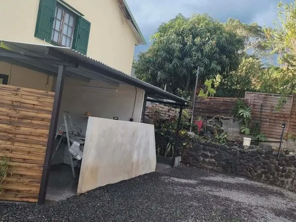 étang salé les sables studio jardin 760 ch comprises