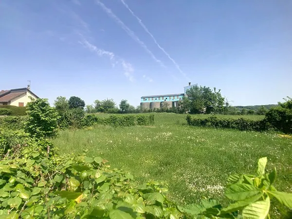 Terrain 2834 m²