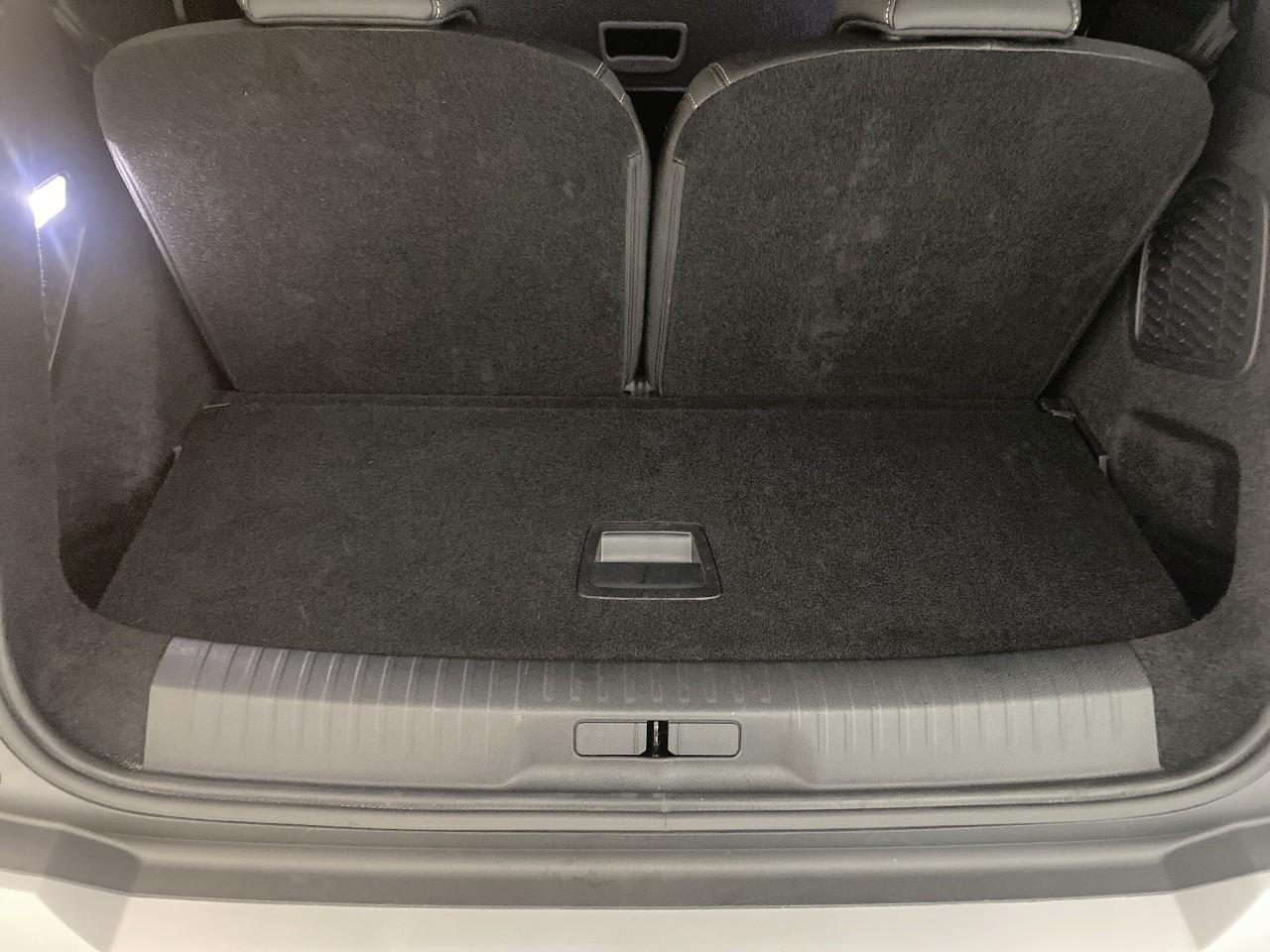 Peugeot 5008 hybrid 145 ch e-dcs6 allure — photo 6