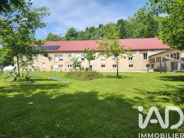 Maison 15 pièces 891 m²