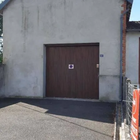 Local d’activité et entrepôt Location Joué-lès-Tours 450€