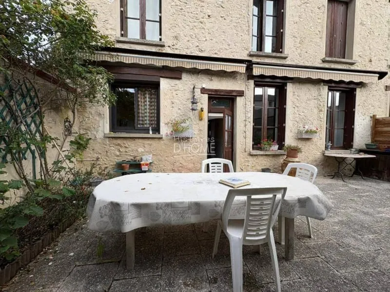 Photo 2