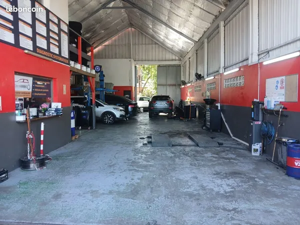 Garage automobile + dépanneuse