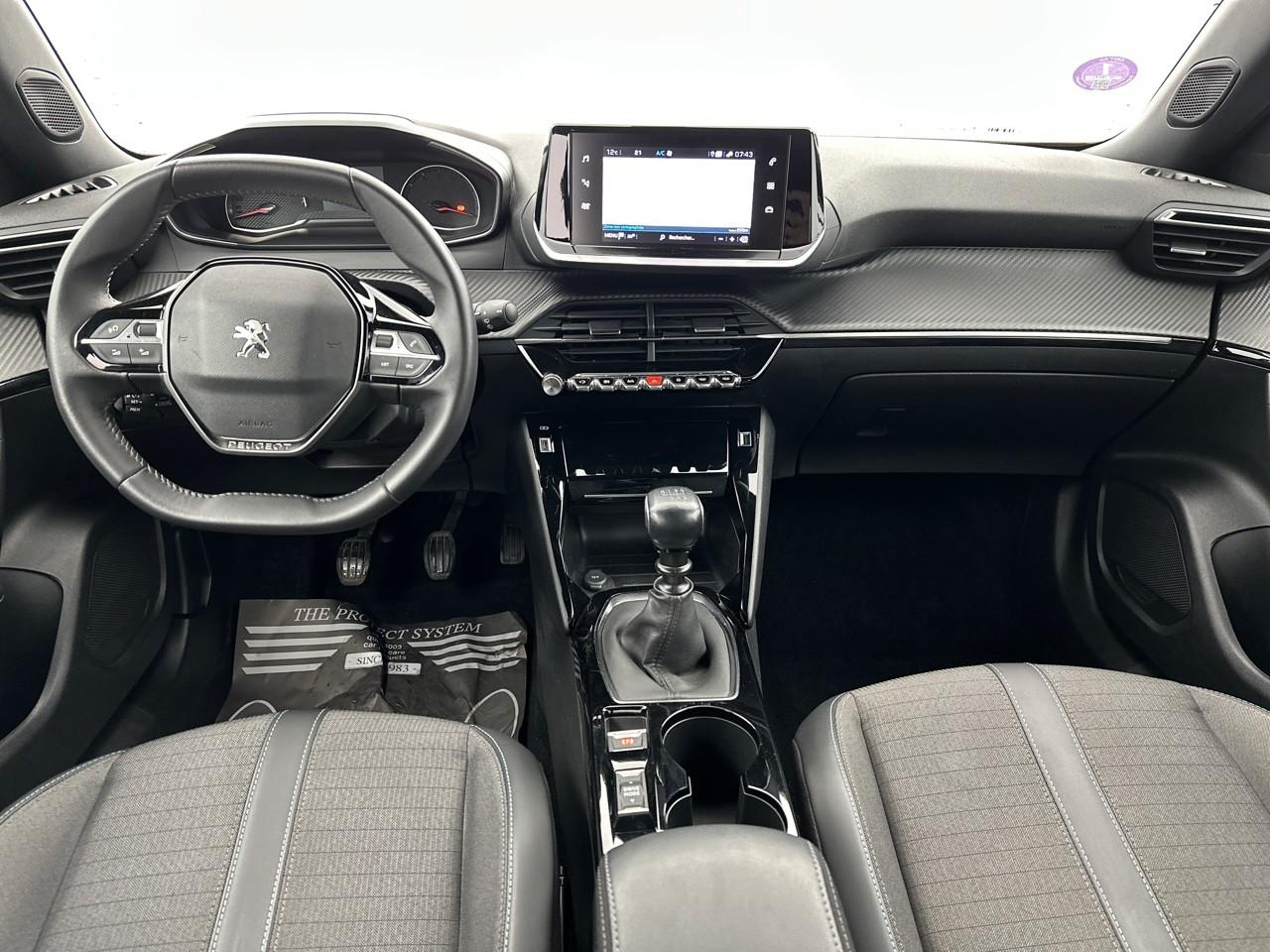 Peugeot 2008 puretech 130 s&s bvm6 allure — photo 11