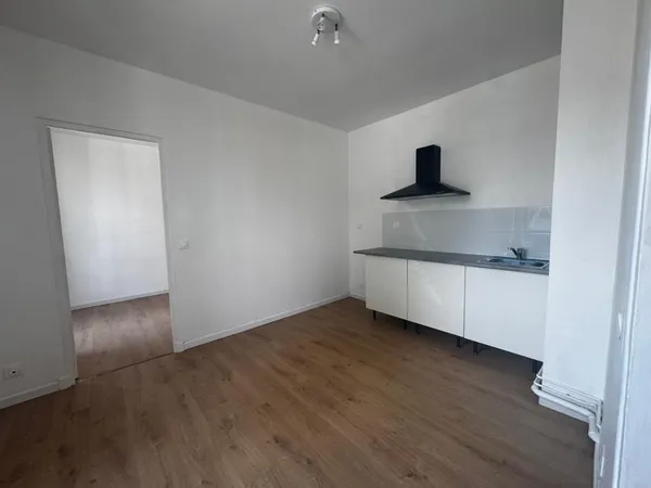Studio 25.95 à Fontainebleau proche de la gare et des commerces