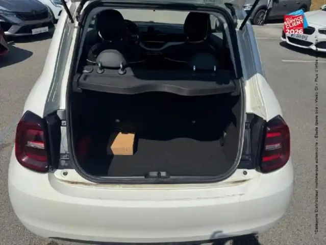 Fiat 500 e 95ch action — photo 14