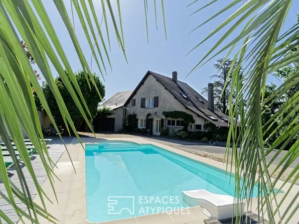 Grande maison familiale avec piscine aux portes de Pau