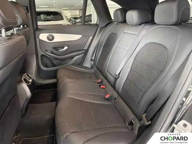 Mercedes Glc 300 e 9g-tronic 4matic — photo 18