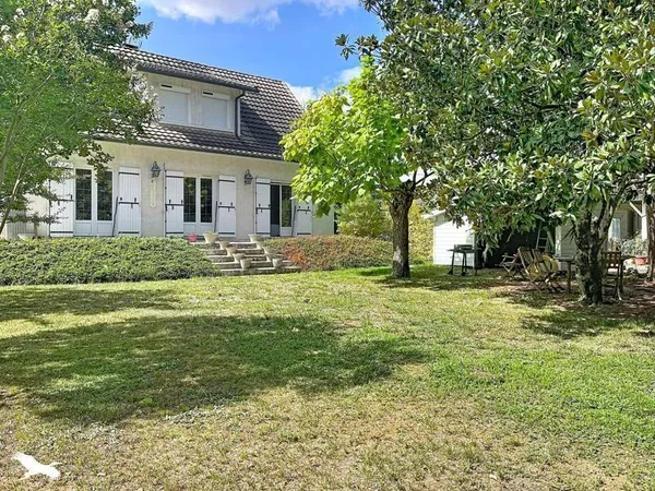 Maison 6 pièces 147 m²