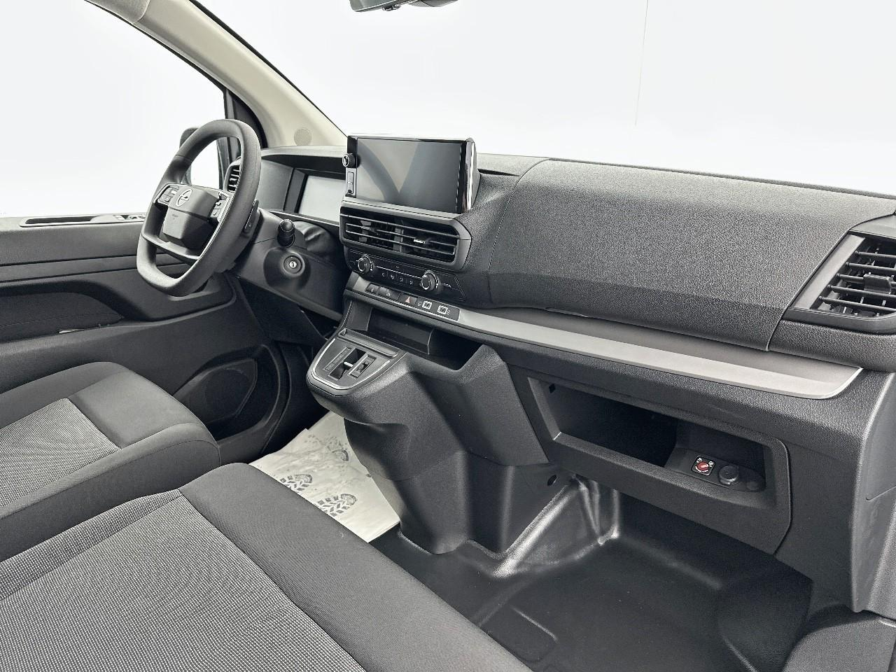Opel Vivaro fourgon fgn taille m bluehdi 180 s&s eat8 — photo 11