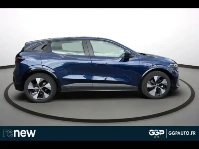 Renault Megane e-tech electric ev60 220ch equilibre super charge — photo 7