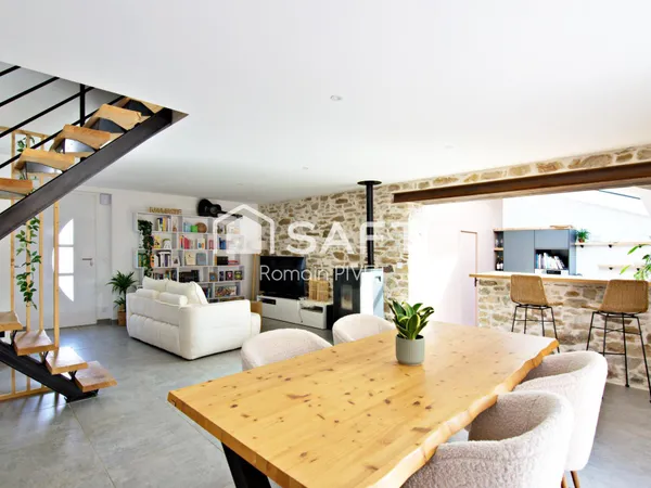 Maison pierre deux chambres jardin