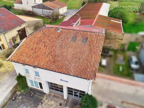 Local 4 pièces 118 m²