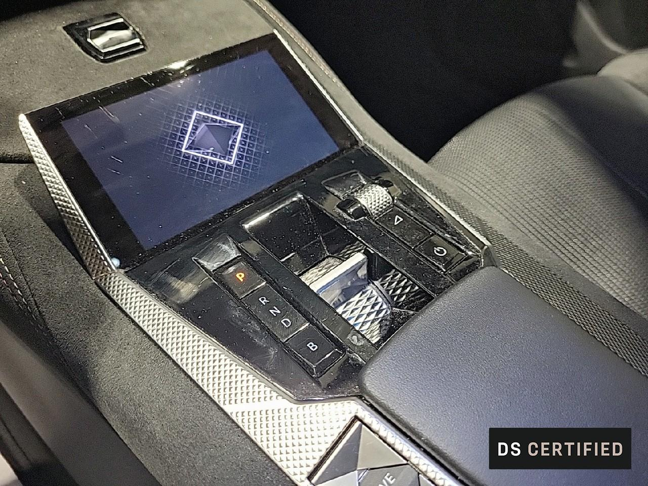 Ds Ds 4 hybride e-tense 225 eat8 performance line+ — photo 17