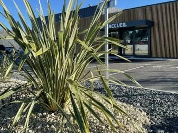 LOCAL D'ACTIVITE 150 m² AUDENGE