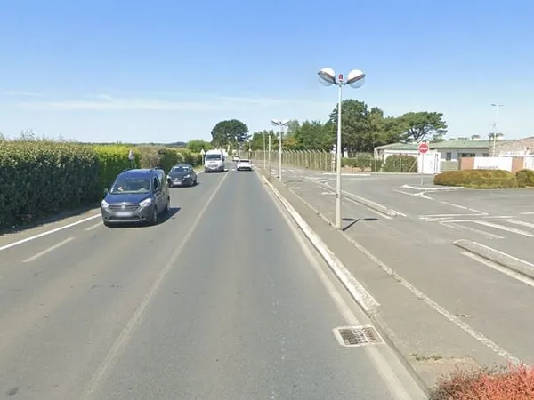 22 - LANNION - PLATEAU DE BUREAUX 175 m2 - A LOUER