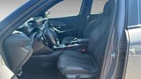 Peugeot 2008 1.2 PureTech 130ch S&S GT EAT8 — photo 9