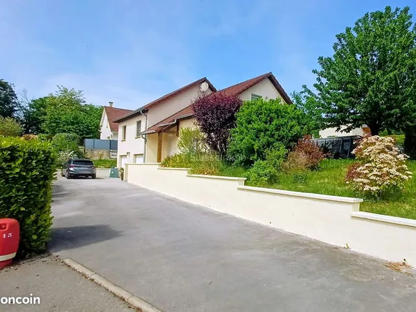 Maison 6 pièces 135 m²