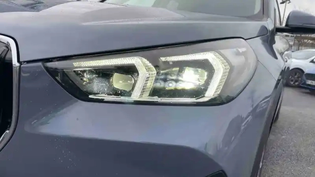 Bmw X1 sdrive 18d 150ch dkg7 — photo 17