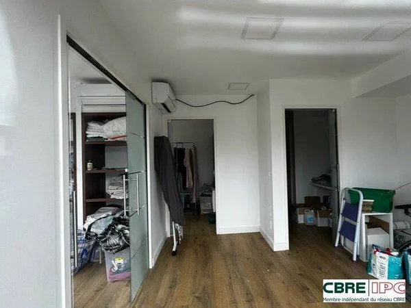 Local commercial 2 pièces 39 m²