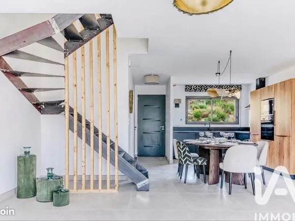 Appartement 4 pièces 95 m²