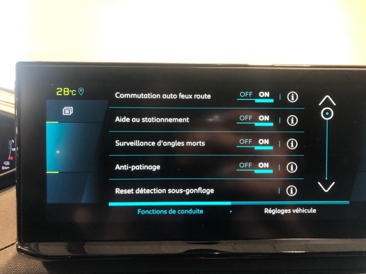 Peugeot 3008 hybrid 225 e-eat8 allure pack — photo 20
