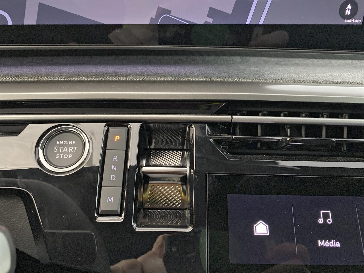 Peugeot 3008 hybrid 145 e-dcs6 allure — photo 15