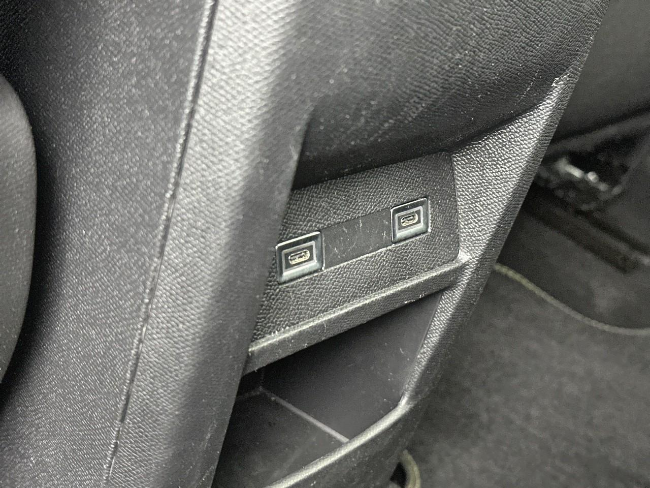Peugeot 308 electrique 54 kwh 156ch gt — photo 36