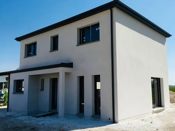Propriété 6 pièces 130 m²