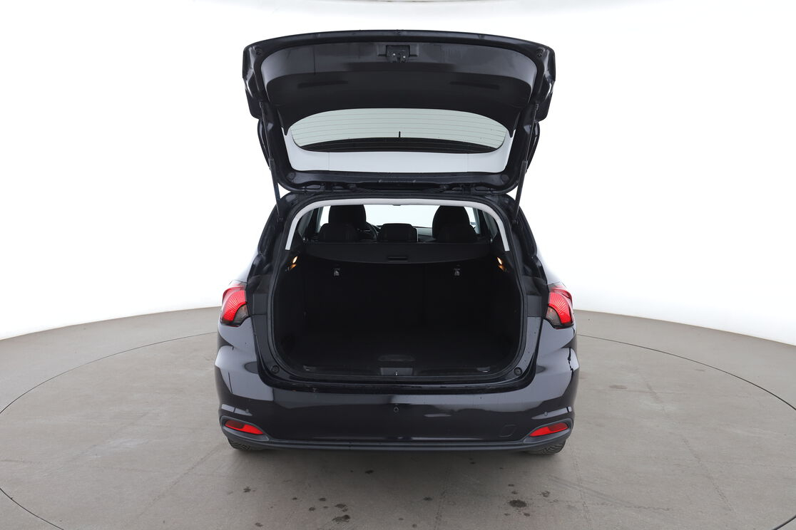 Fiat Tipo SW 1.6 MultiJet Business DCT — photo 15