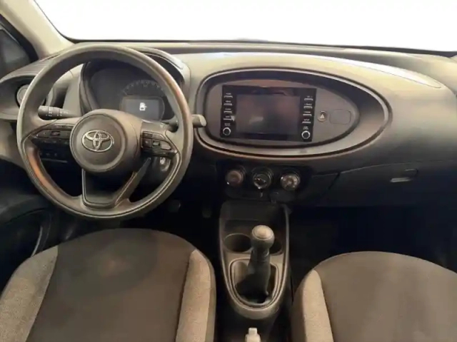 Toyota Aygo x 1.0 vvt-i 72ch active my23 — photo 10