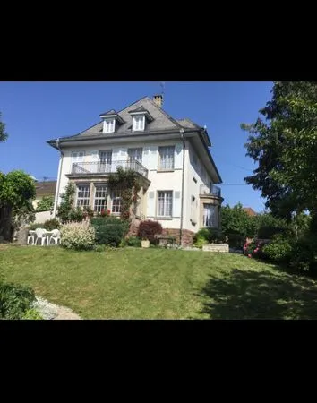 Villa 11 pièces 273 m²