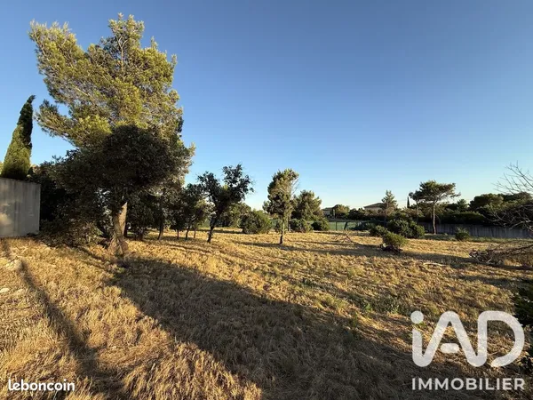 Terrain 3002 m² Nîmes