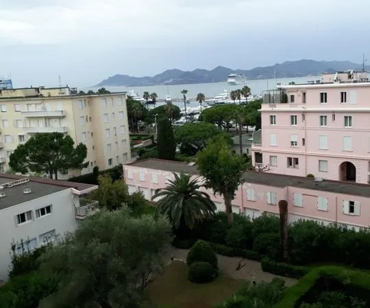 Studio de 40m2 à louer sur Cannes