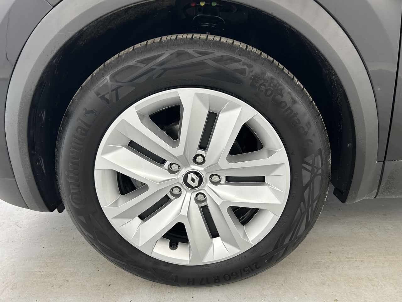 Renault Captur — photo 19