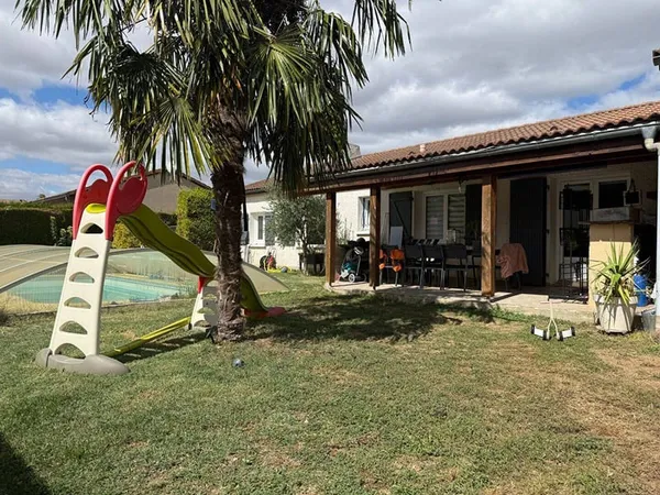 Maison de plain-pied 4 pièces 95 m²