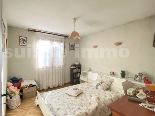 Maison - 4 pièce(s) - 90 m2