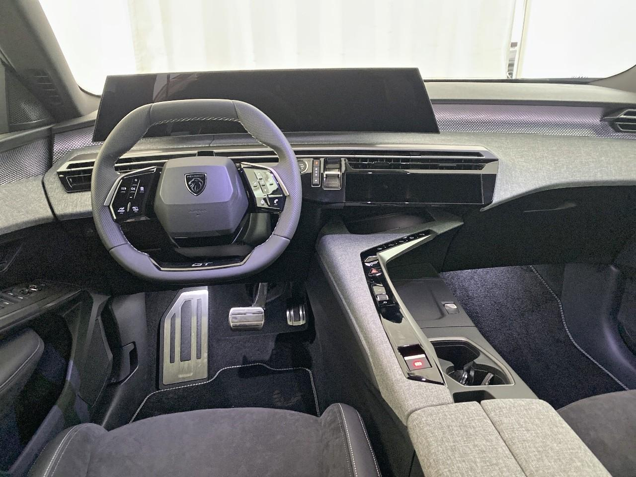 Peugeot 3008 hybrid 145 e-dcs6 gt — photo 8