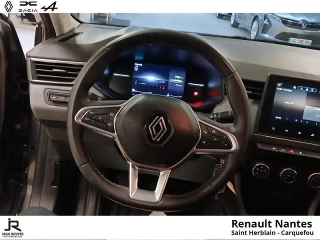 Renault Clio 1.0 tce 90ch evolution — photo 29